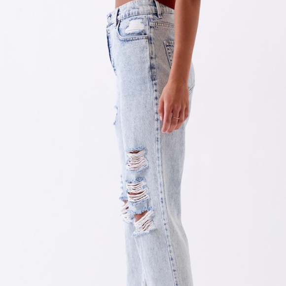 Pacsun Distressed Light High Waisted Straight Leg Jeans - Size 28 - Picture 4 of 11